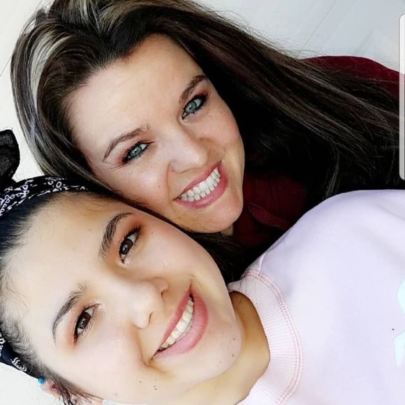 Meet your Posher, Shanon - Picture 1 of 1